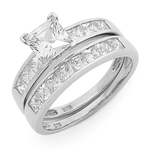 9ct White Gold Cubic Zirconia Bridal Set.