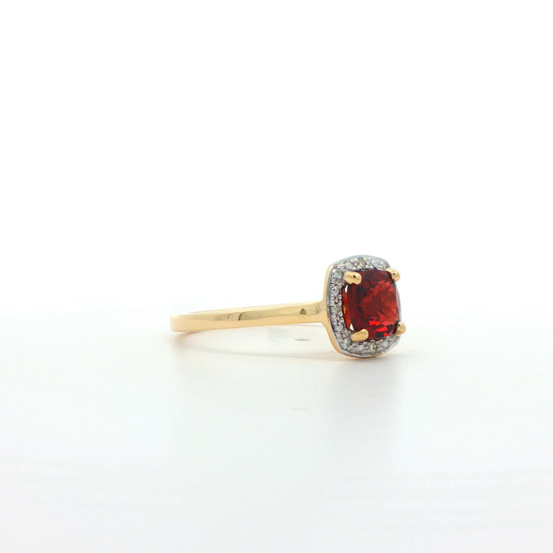 9ct Yellow Gold Garnet And Diamond Ring