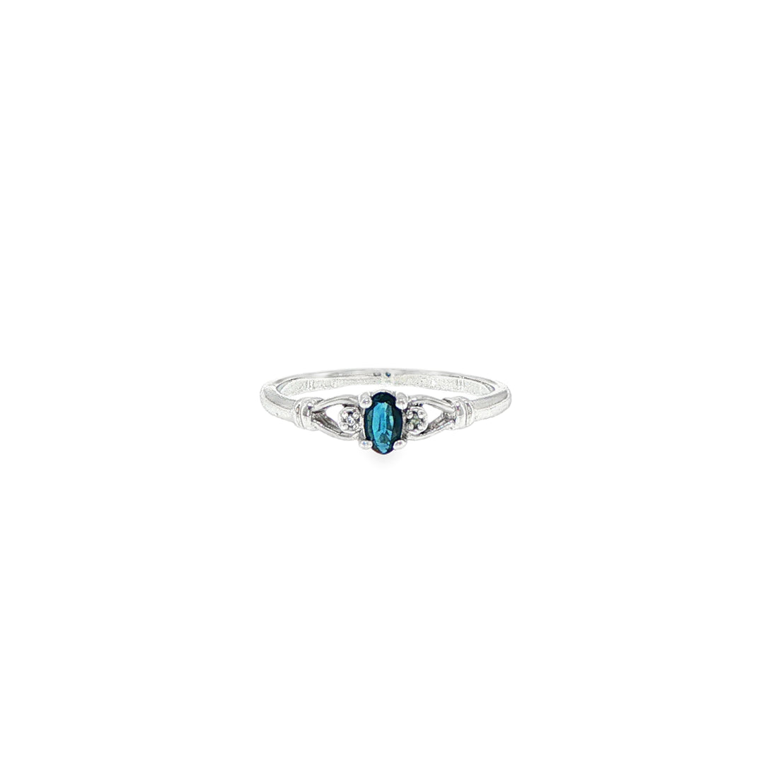 9ct White Gold Sapphire Ring