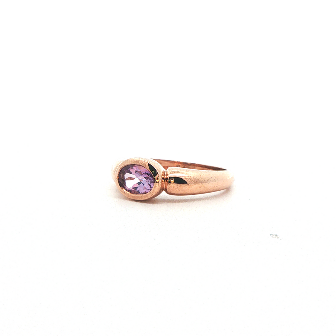 9ct rg Amethyst bezel set ring