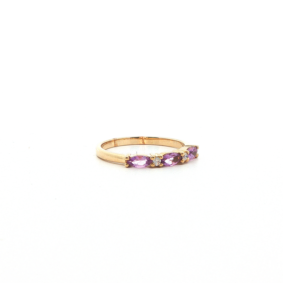 9ct yg diamond and amethyst ring