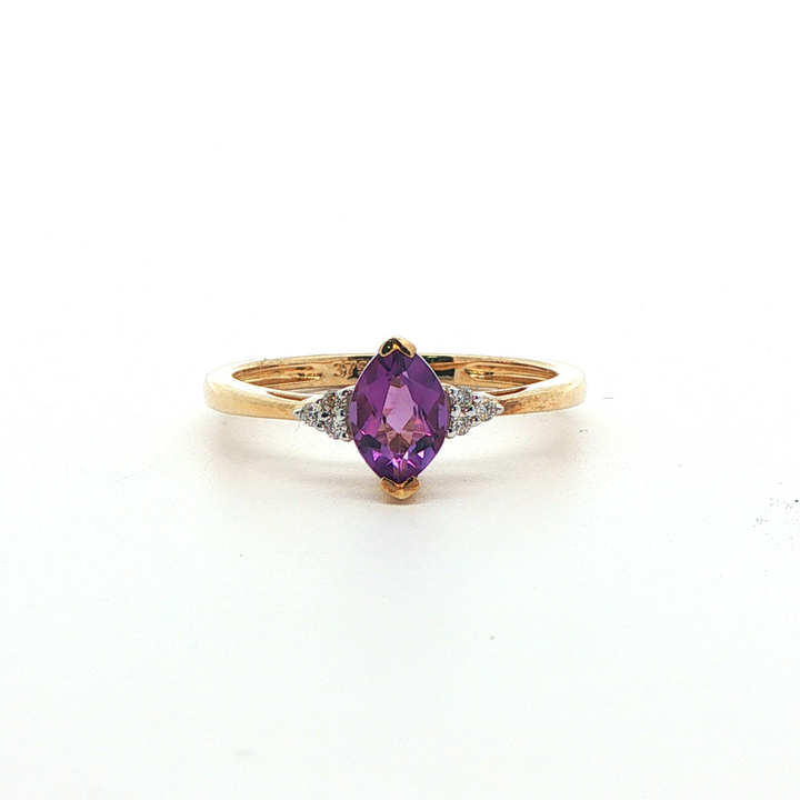 9ct yg diamond and amethyst ring