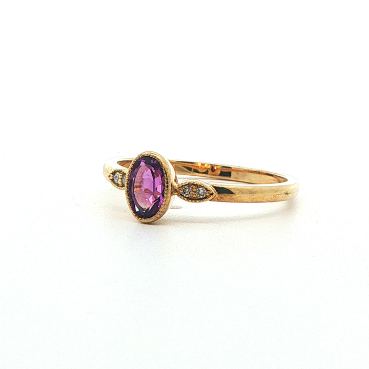 9CT YG Amethyst and diamond milgrain trilogy ring