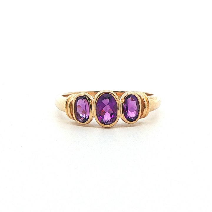 9Ct Yellow Gold Classic Amethyst Dress Ring