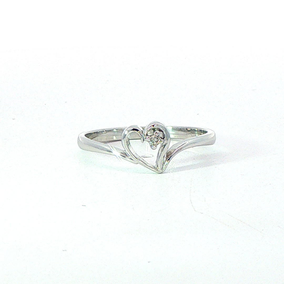 9ct wg heart ring with cz