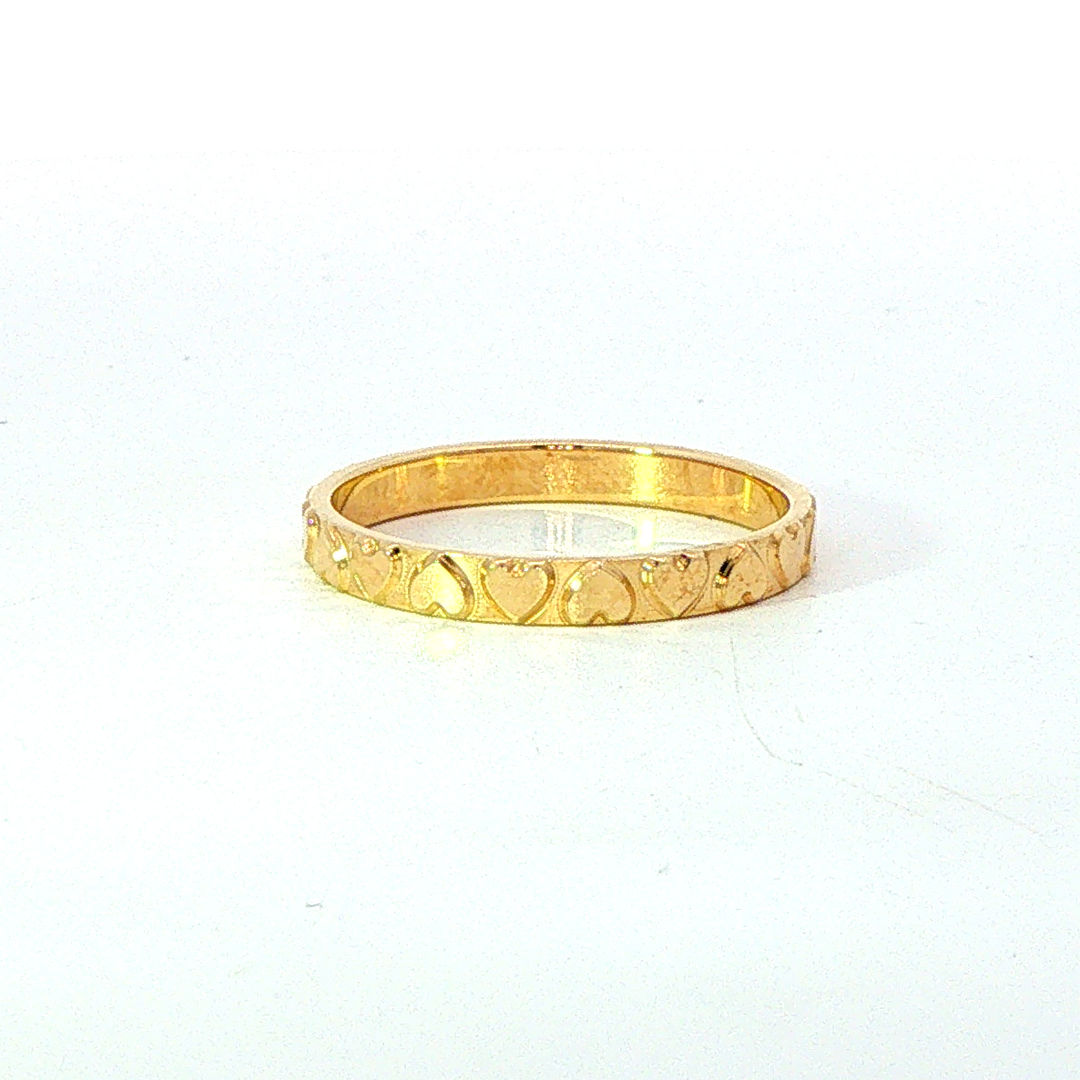 9ct yg heart pattern band
